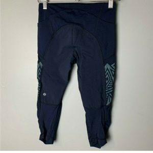 Lululemon Capri Leggings Size 4 Navy Blue Gray